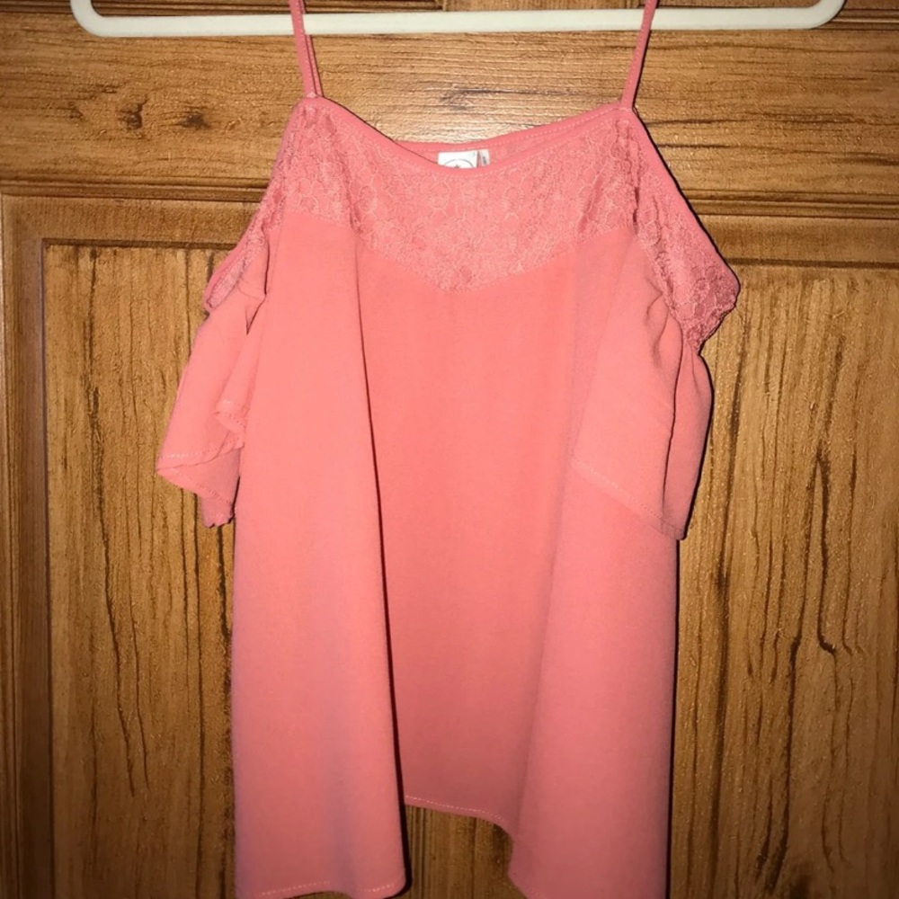 Gorgeous Women’s Top